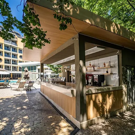 Hvd Viva Club Ultra - Private & Free Parking 4* Златни пясъци