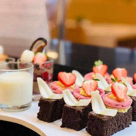 Hvd Viva Club Ultra - Private & Free Parking 4* Златни пясъци